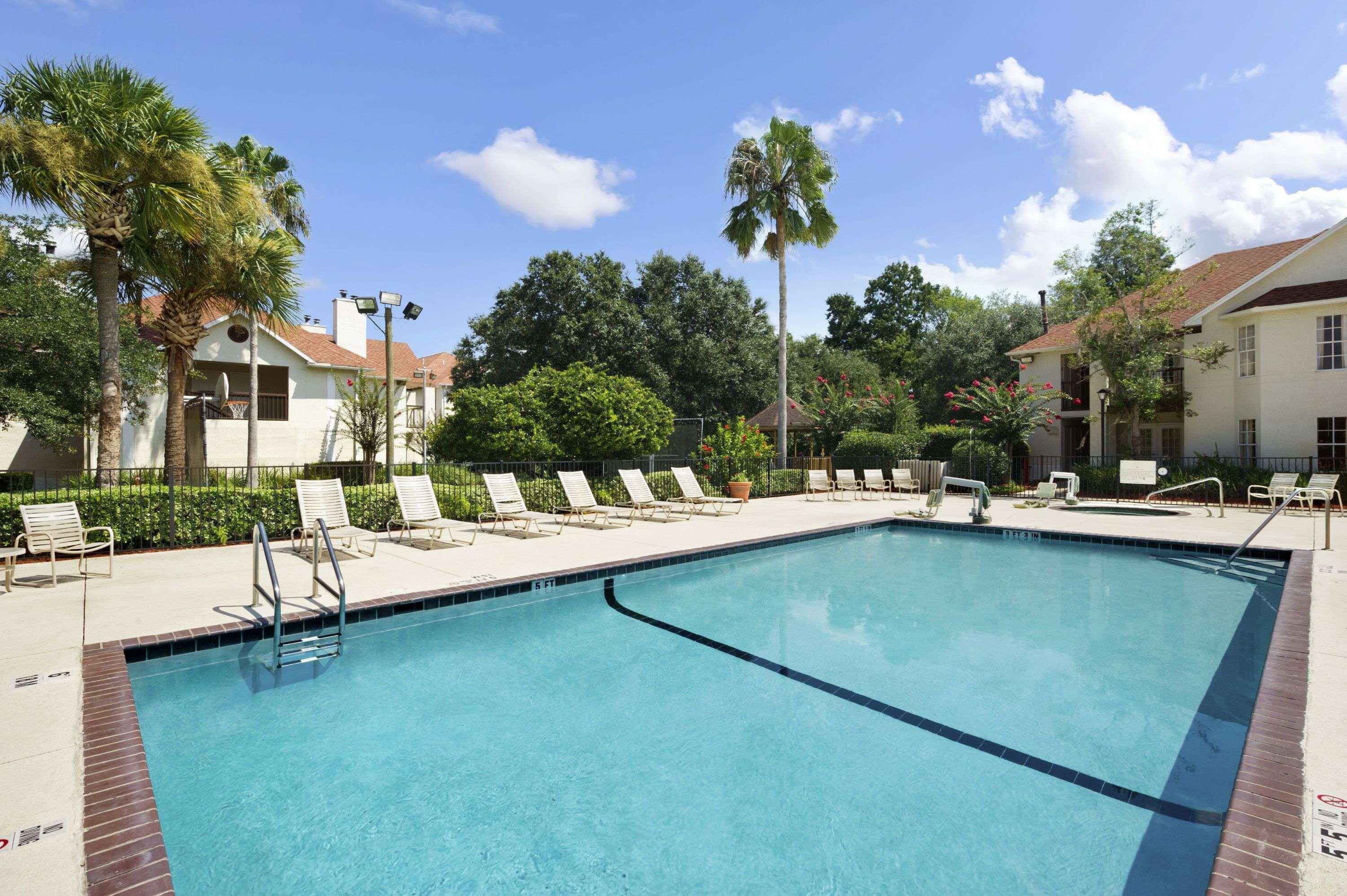 Hawthorn Suites By Wyndham Jacksonville Exterior foto